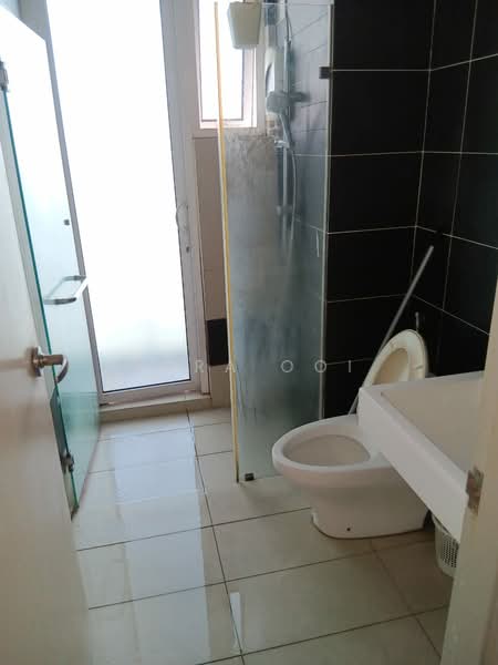 Condominium for Rent at Saville @ The Park - Sara Ooi - Bathroom - PropertyGuru.com.my