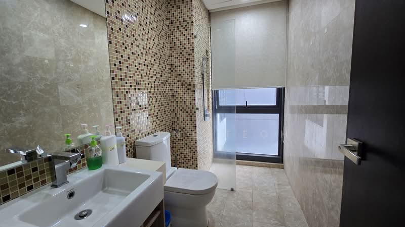 Service Residence for Sale at The Elements - Elaine Teoh - Bathroom - PropertyGuru.com.my
