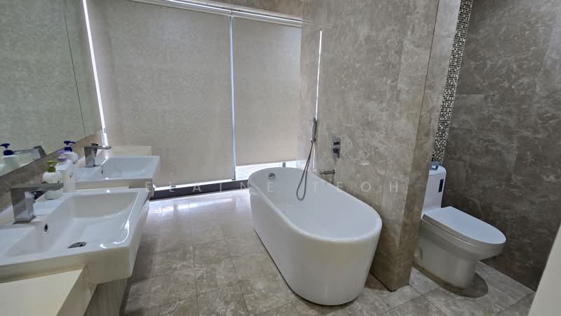 Service Residence for Sale at The Elements - Elaine Teoh - Bathroom - PropertyGuru.com.my