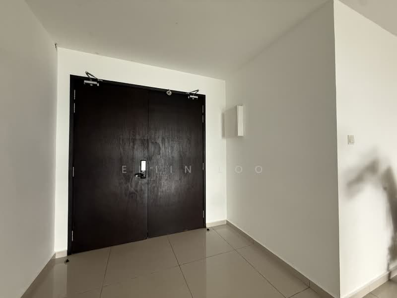 Apartment for Sale at Ponderosa Lakeside Apartment - Eliin Loo - Entrance - PropertyGuru.com.my