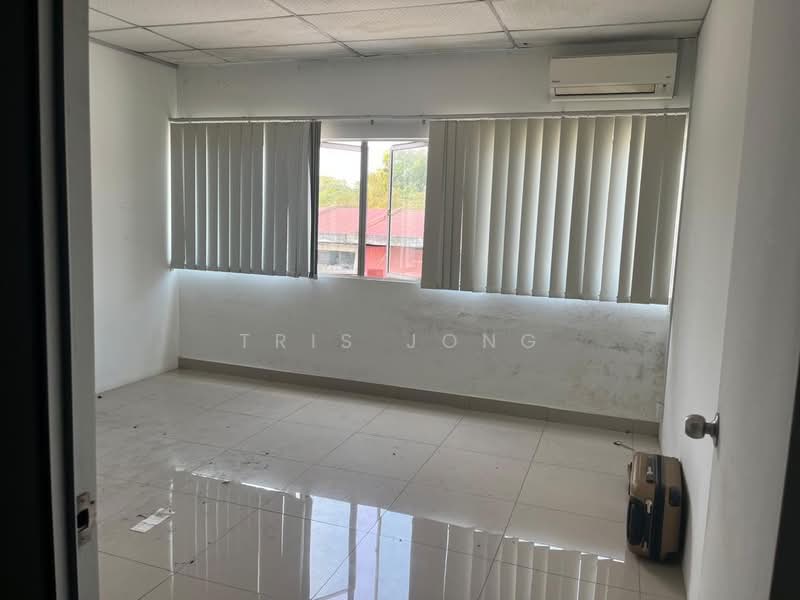 Factory for Sale in Bandar Bukit Beruntung (Bukit Beruntung) - Tris Jong - Interior - PropertyGuru.com.my