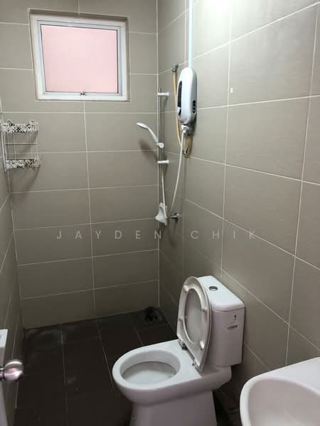 Condominium for Rent at 7 Tree Seven Residence - Jayden Chik - Bathroom - PropertyGuru.com.my
