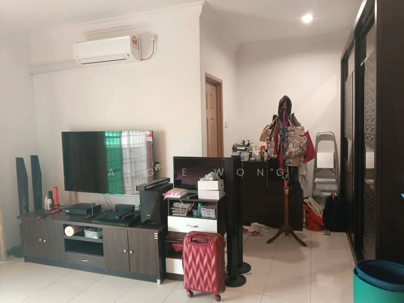 Rumah Teres 2.5 Tingkat untuk Dijual di Ipoh (Perak) - Angie Wong - Living Room - PropertyGuru.com.my