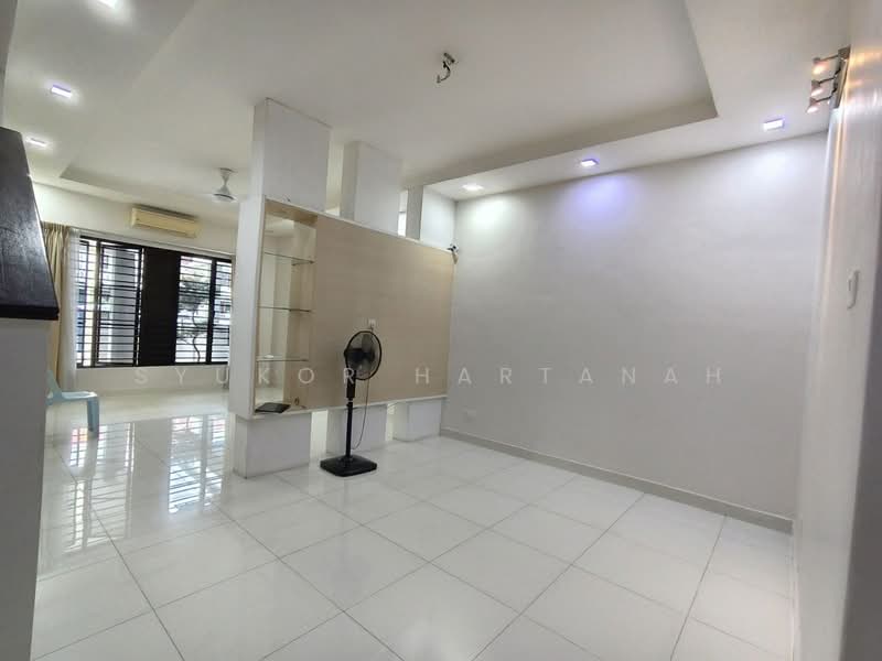 Terraced House for Sale in Alam Impian (Shah Alam) - Syukor Hartanah - Living Room - PropertyGuru.com.my