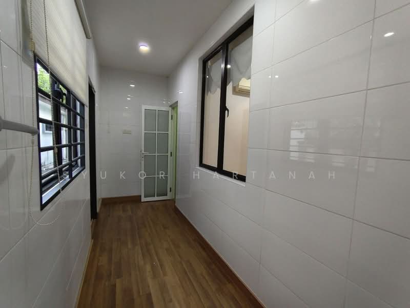 Terraced House for Sale in Alam Impian (Shah Alam) - Syukor Hartanah - Corridor - PropertyGuru.com.my