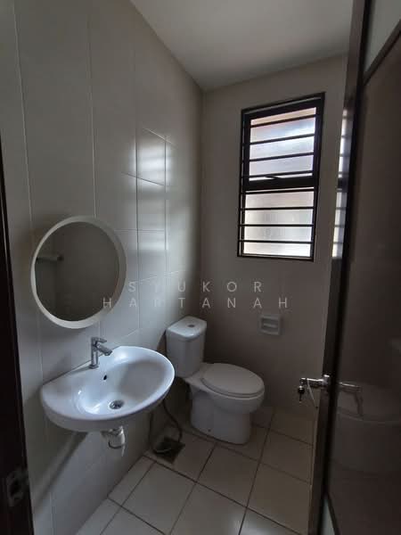 Terraced House for Sale in Alam Impian (Shah Alam) - Syukor Hartanah - Bathroom - PropertyGuru.com.my