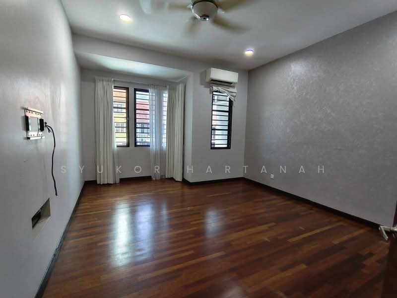 Terraced House for Sale in Alam Impian (Shah Alam) - Syukor Hartanah - Interior - PropertyGuru.com.my
