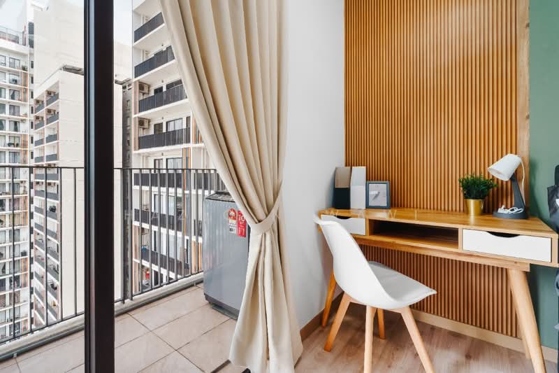 Servis Apartment untuk Disewa di Emporis - Haziq Nawawi - Balcony - PropertyGuru.com.my