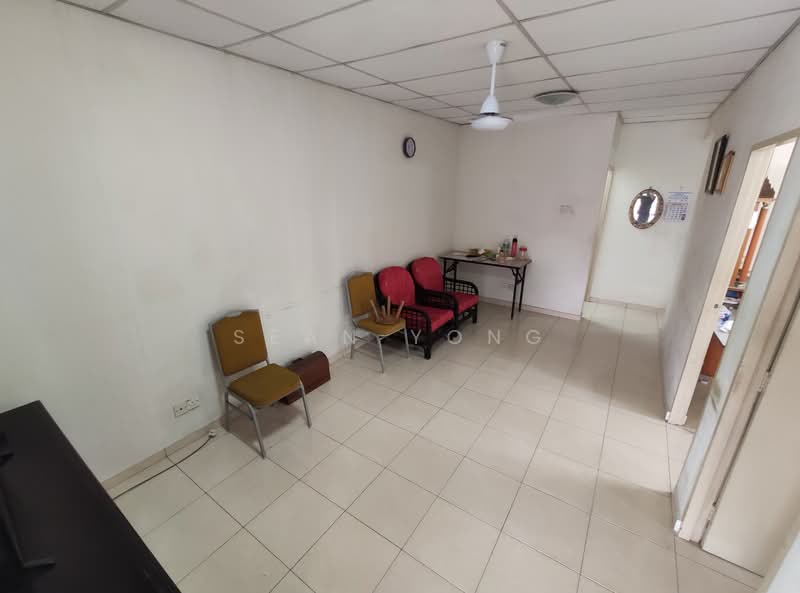 Rumah Berkembar untuk Dijual di Taman Selayang Mutiara (Selayang) - Sean Yong - Living Room - PropertyGuru.com.my