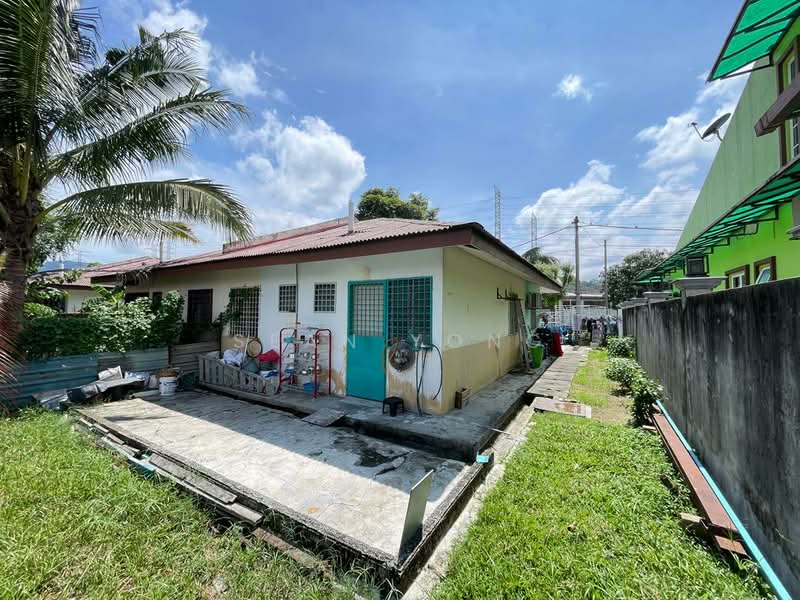 Rumah Berkembar untuk Dijual di Taman Selayang Mutiara (Selayang) - Sean Yong - Exterior - PropertyGuru.com.my