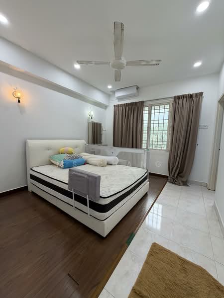 Condominium for Sale at Desa Golf Condominium - Ms Chang - Bedroom - PropertyGuru.com.my