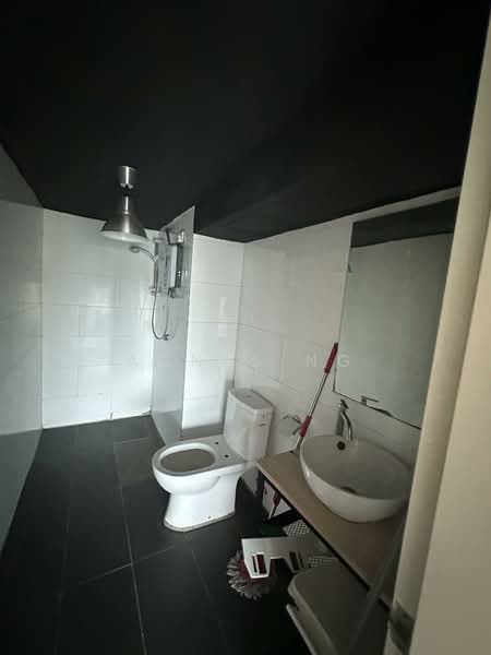 Service Residence for Rent at SOHO @ Empire City - Agnes Ng - Bathroom - PropertyGuru.com.my