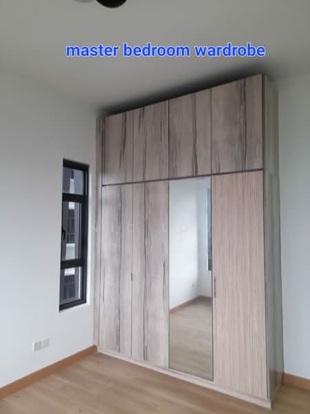 Kondominium untuk Dijual di Lakeville Residence - Nic Low - Master Bedroom - PropertyGuru.com.my