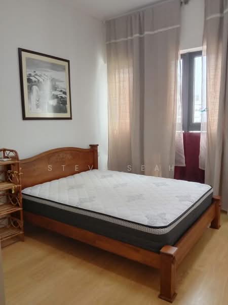 Condominium for Rent at Amberside @ Country Garden Danga Bay - Steve Seah - Bedroom - PropertyGuru.com.my