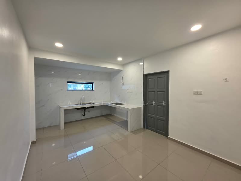 Rumah Teres 2 Tingkat untuk Dijual di Klang (Selangor) - Arvind Lee - Kitchen - PropertyGuru.com.my