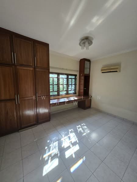 Semi-Detached House for Sale in Taman Bukit Mewah Fasa 9 (Kajang) - Swee Lian Hew - Study - PropertyGuru.com.my