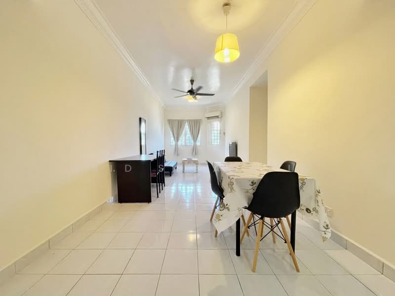 Condominium for Sale at Oakleaf Park - Abid Sabarudin - Living Room - PropertyGuru.com.my