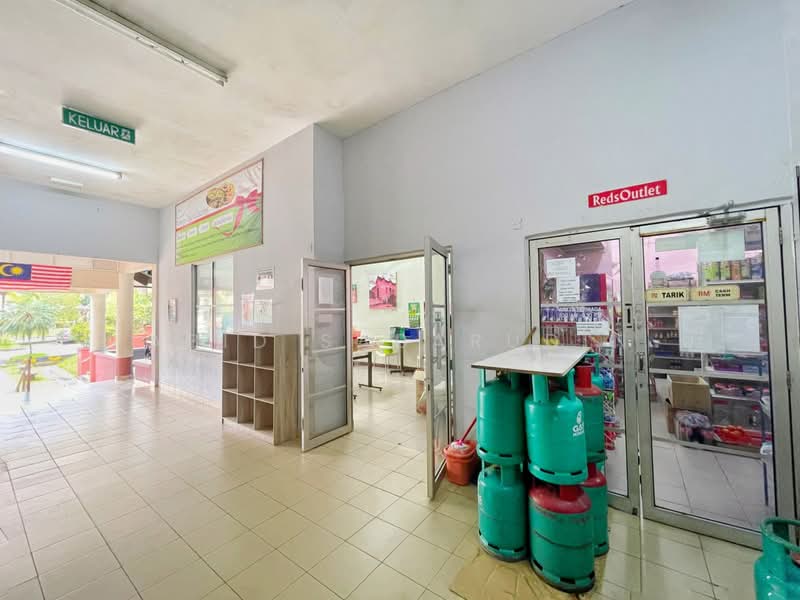 Condominium for Sale at Oakleaf Park - Abid Sabarudin - Entrance - PropertyGuru.com.my