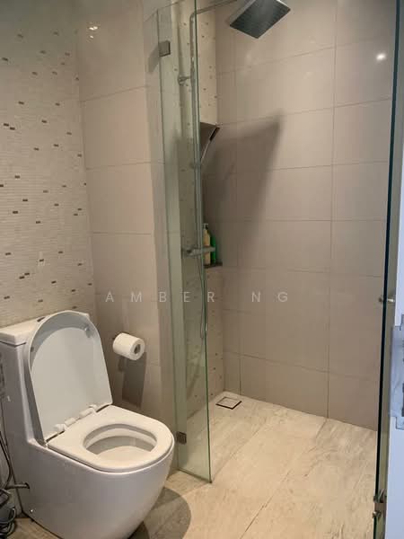 Servis Apartment untuk Dijual di Anggun Residences - Amber Ng - Bathroom - PropertyGuru.com.my