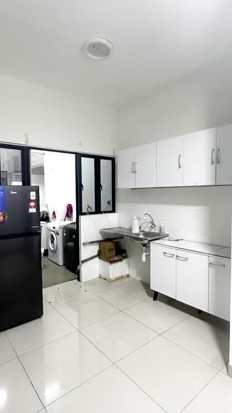 Kondominium untuk Disewa di Platinum Arena - Yanise Lee - Kitchen - PropertyGuru.com.my