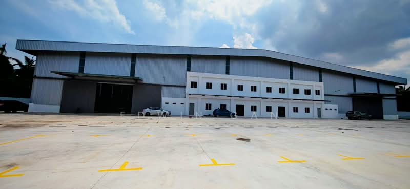 Gudang untuk Dijual di Kampung Teluk Panglima Garang (Telok Panglima Garang) - Edwin Gan - PropertyGuru.com.my