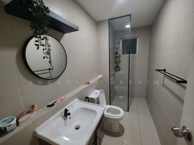 Apartment for Sale at Selangorku Pr1ma Lakefront Homes - Ruqayyah Hashim - Bathroom - PropertyGuru.com.my