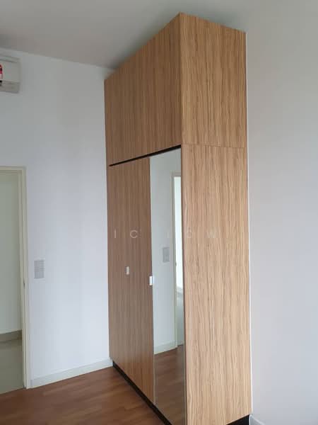 Kondominium untuk Dijual di Lakeville Residence - Nic Low - Interior - PropertyGuru.com.my