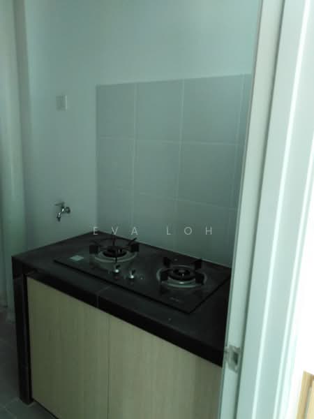 Servis Apartment untuk Dijual di The Zizz @ Damansara North - Eva Loh - Kitchen - PropertyGuru.com.my
