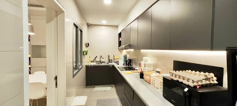 Condominium for Rent at Lakefront Residence - TOH VICKIE - Kitchen - PropertyGuru.com.my