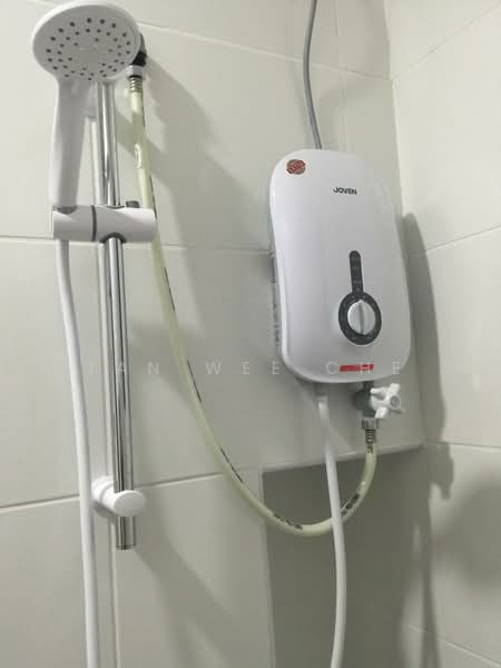 Service Residence for Sale at Sky View - Tan Wee Che - Bathroom - PropertyGuru.com.my