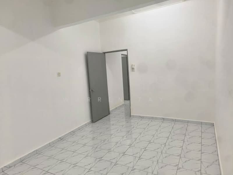 2-storey Terraced House for Sale in Taman Universiti (Skudai) - Warren Tay - Interior - PropertyGuru.com.my