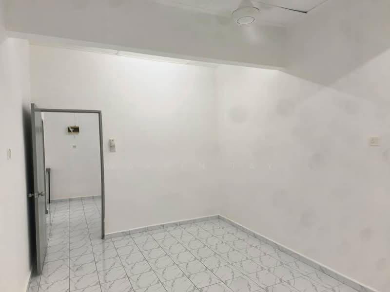 2-storey Terraced House for Sale in Taman Universiti (Skudai) - Warren Tay - PropertyGuru.com.my