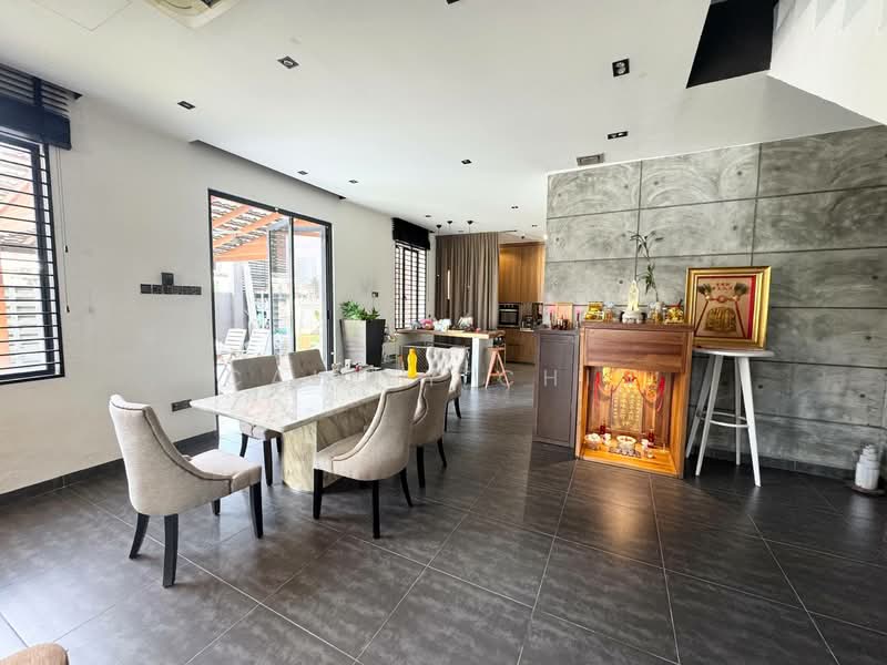 Rumah Teres 2 Tingkat untuk Dijual di Taman Kempas Indah (Tebrau) - Calley Chin - Dining Room - PropertyGuru.com.my