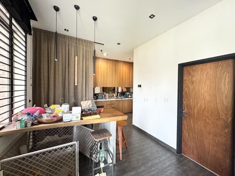 Rumah Teres 2 Tingkat untuk Dijual di Taman Kempas Indah (Tebrau) - Calley Chin - Kitchen - PropertyGuru.com.my