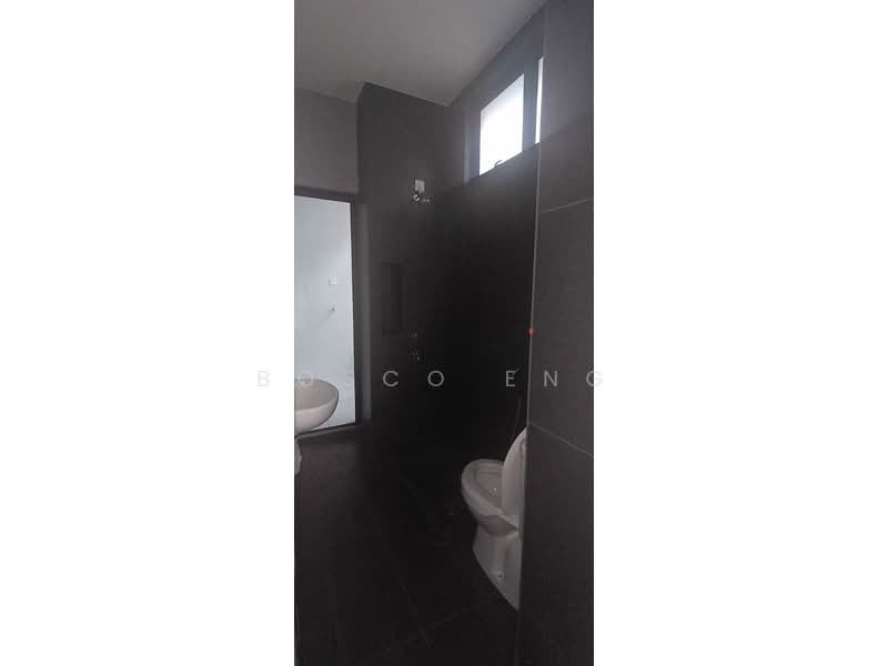 Rumah Teres 2 Tingkat untuk Dijual di Taman Mount Austin (Tebrau) - Bosco Eng - Bathroom - PropertyGuru.com.my