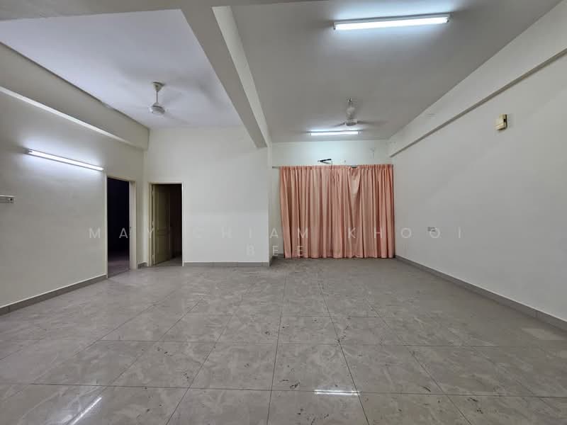 Kondominium untuk Dijual di I-Regency Condominium (Ideal Regency) - May Chiam Khooi Bee - Living Room - PropertyGuru.com.my