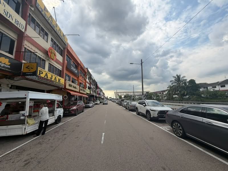 Shop / Office for Sale in Taman Johor Jaya (Johor Bahru) - Loh Lee Peng - Exterior - PropertyGuru.com.my