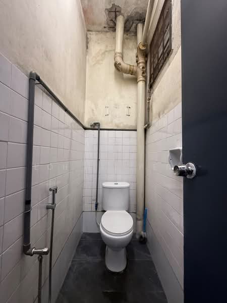 Shop / Office untuk Dijual di Taman Johor Jaya (Johor Bahru) - Cora Loh - PropertyGuru.com.my