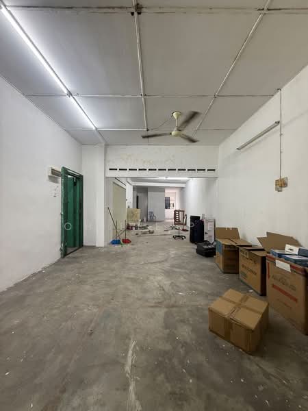 Shop / Office untuk Dijual di Taman Johor Jaya (Johor Bahru) - Cora Loh - PropertyGuru.com.my