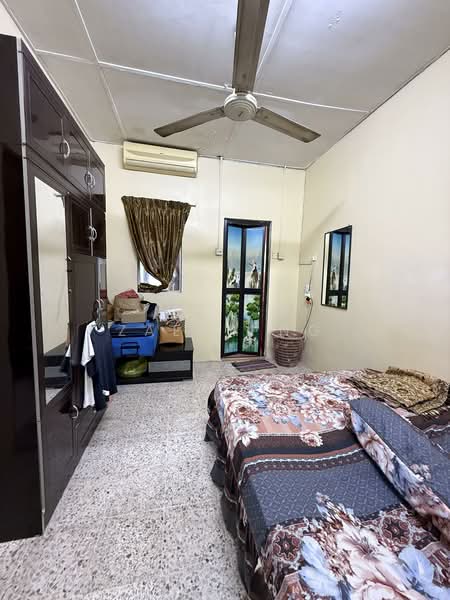 Rumah Teres 1.5 Tingkat untuk Dijual di Taman Sentosa (Klang) - Zaena Ng - Bedroom - PropertyGuru.com.my