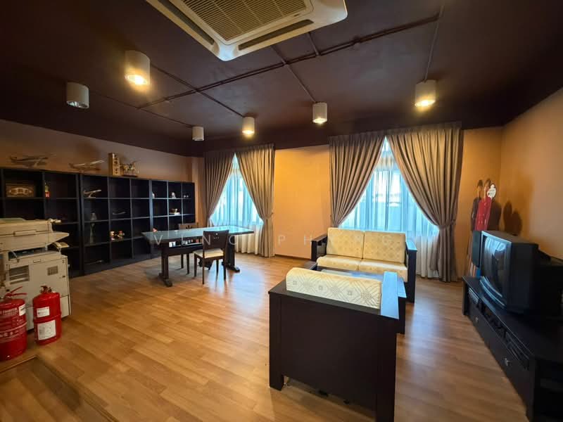 Shop / Office for Sale in Melaka City (Melaka) - Vinc Pheng - Living Room - PropertyGuru.com.my