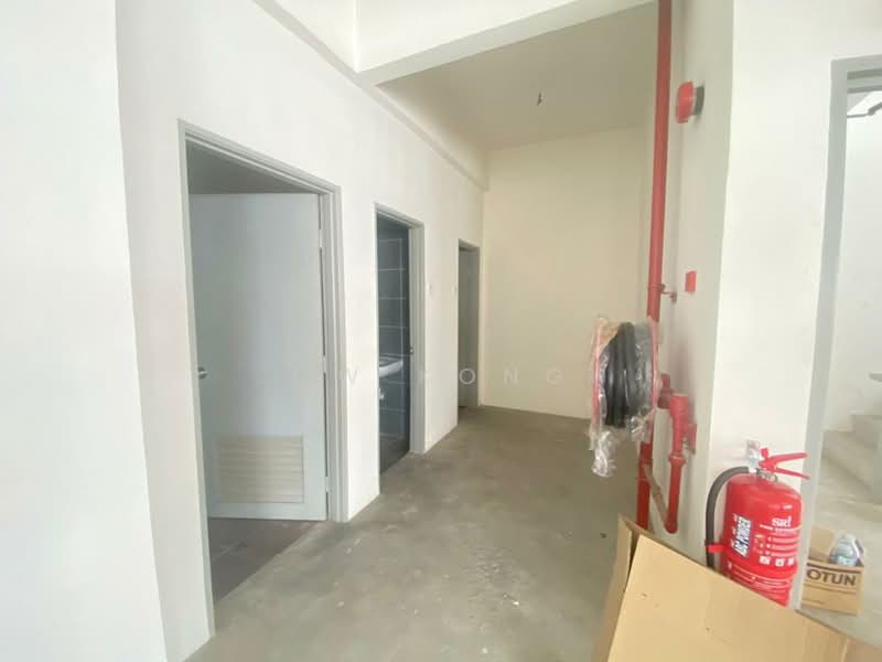 Factory for Rent in Rawang (Selangor) - CW Kong - Corridor - PropertyGuru.com.my