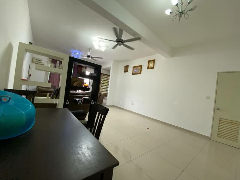 Rumah Teres 2 Tingkat untuk Dijual di Nusari Aman 2 (Labu) - Hawa Ibrahim - Living Room - PropertyGuru.com.my
