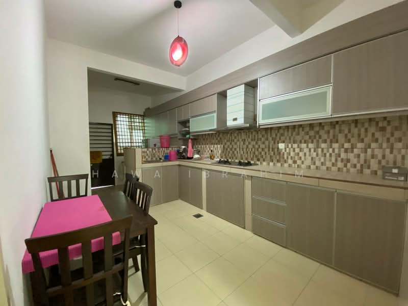 Rumah Teres 2 Tingkat untuk Dijual di Nusari Aman 2 (Labu) - Hawa Ibrahim - Kitchen - PropertyGuru.com.my