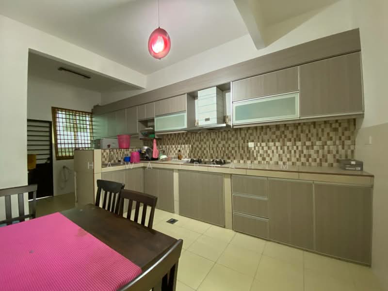 Rumah Teres 2 Tingkat untuk Dijual di Nusari Aman 2 (Labu) - Hawa Ibrahim - Kitchen - PropertyGuru.com.my