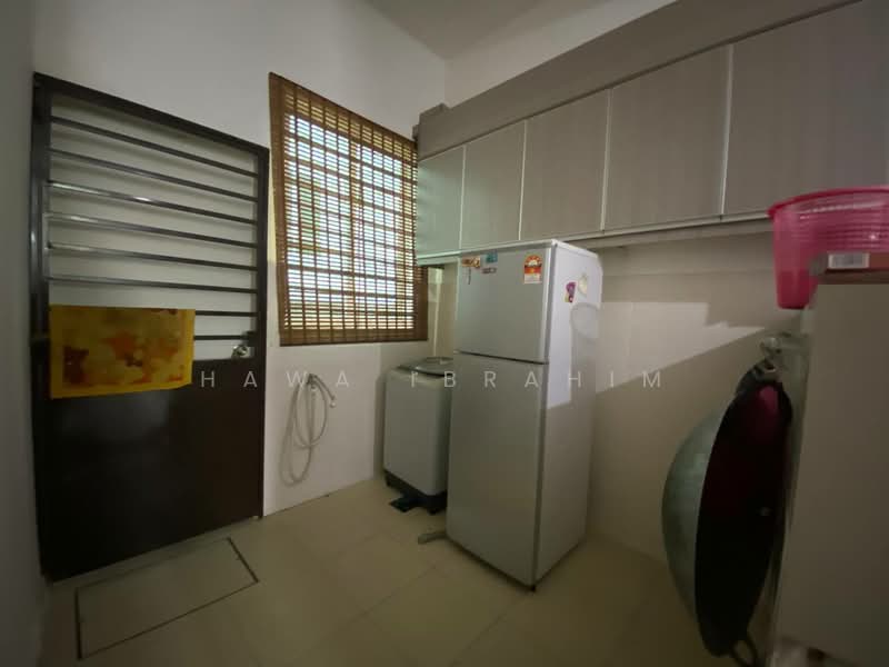 Rumah Teres 2 Tingkat untuk Dijual di Nusari Aman 2 (Labu) - Hawa Ibrahim - Kitchen - PropertyGuru.com.my