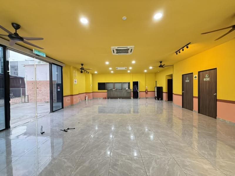 Shop / Office untuk Disewa di Setia Alam (Selangor) - Calvin Lim - Interior - PropertyGuru.com.my