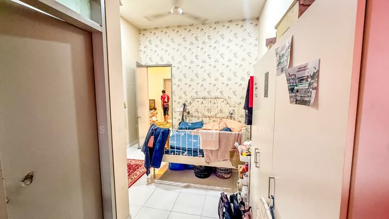 Rumah Teres 2 Tingkat untuk Dijual di Bandar Rimbayu (Telok Panglima Garang) - Sa'a Nordin - Bedroom - PropertyGuru.com.my