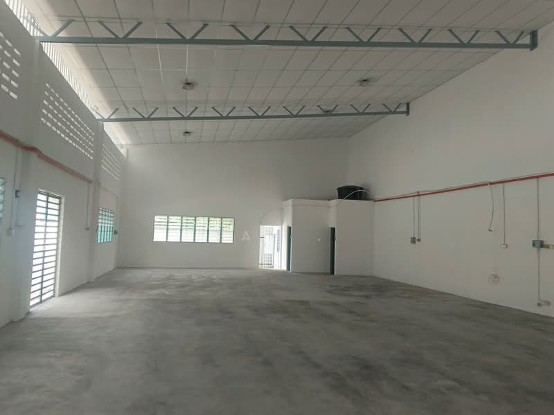 Factory for Rent in Kawasan Perindustrian Chandan Raya (Ipoh) - Sam . - Interior - PropertyGuru.com.my