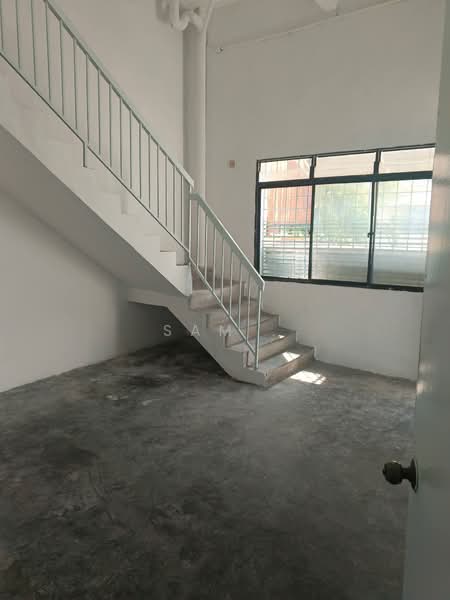 Factory for Rent in Kawasan Perindustrian Chandan Raya (Ipoh) - Sam . - Interior - PropertyGuru.com.my